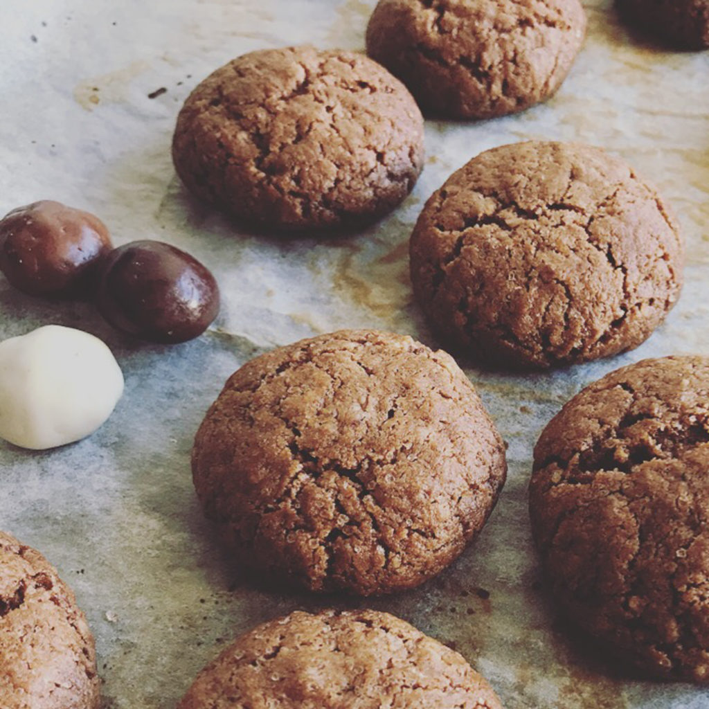 Chocolade kruidnoten naast de XXL kruidnoten